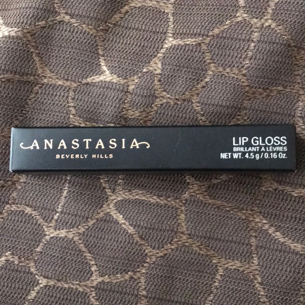 Anastasia Beverly Hills lip gloss in  Moon Jelly